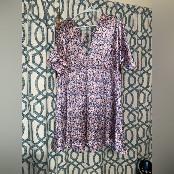 Lulus Babydoll floral print dress - Picture 2 of 4